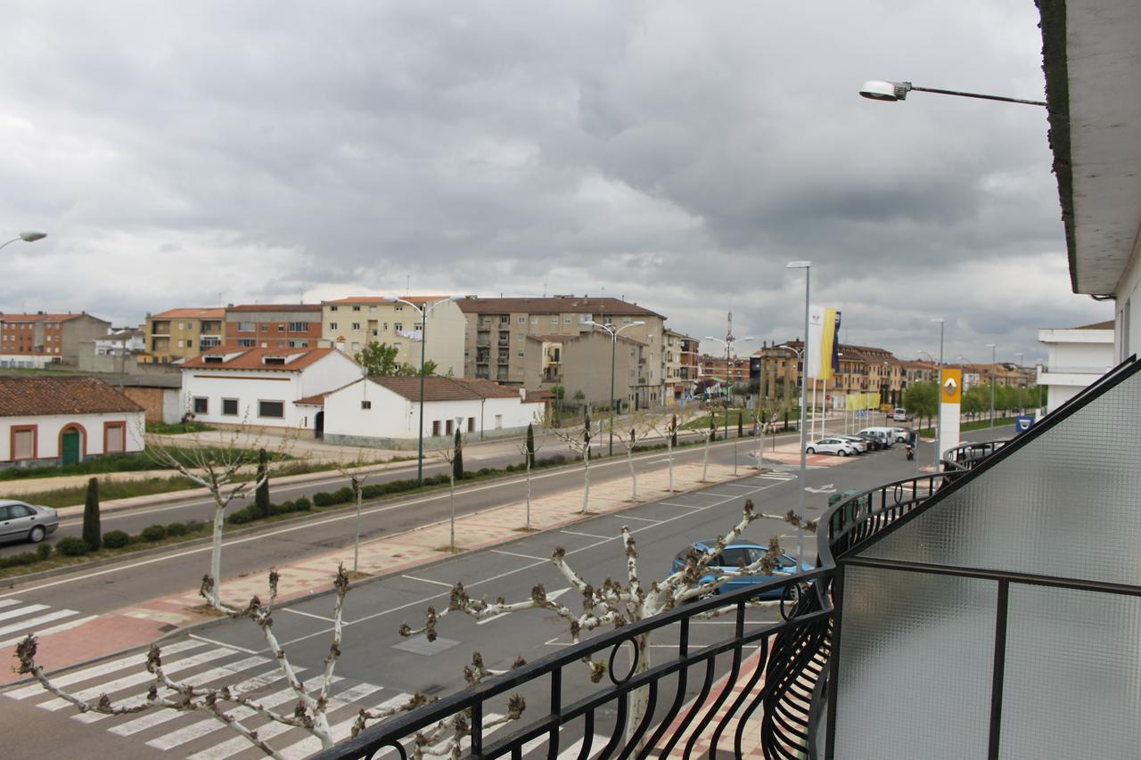 La Llave Del Campo Ciudad Rodrigo Bagian luar foto